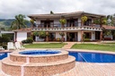 Finca en parcelación privada en el lago Calima