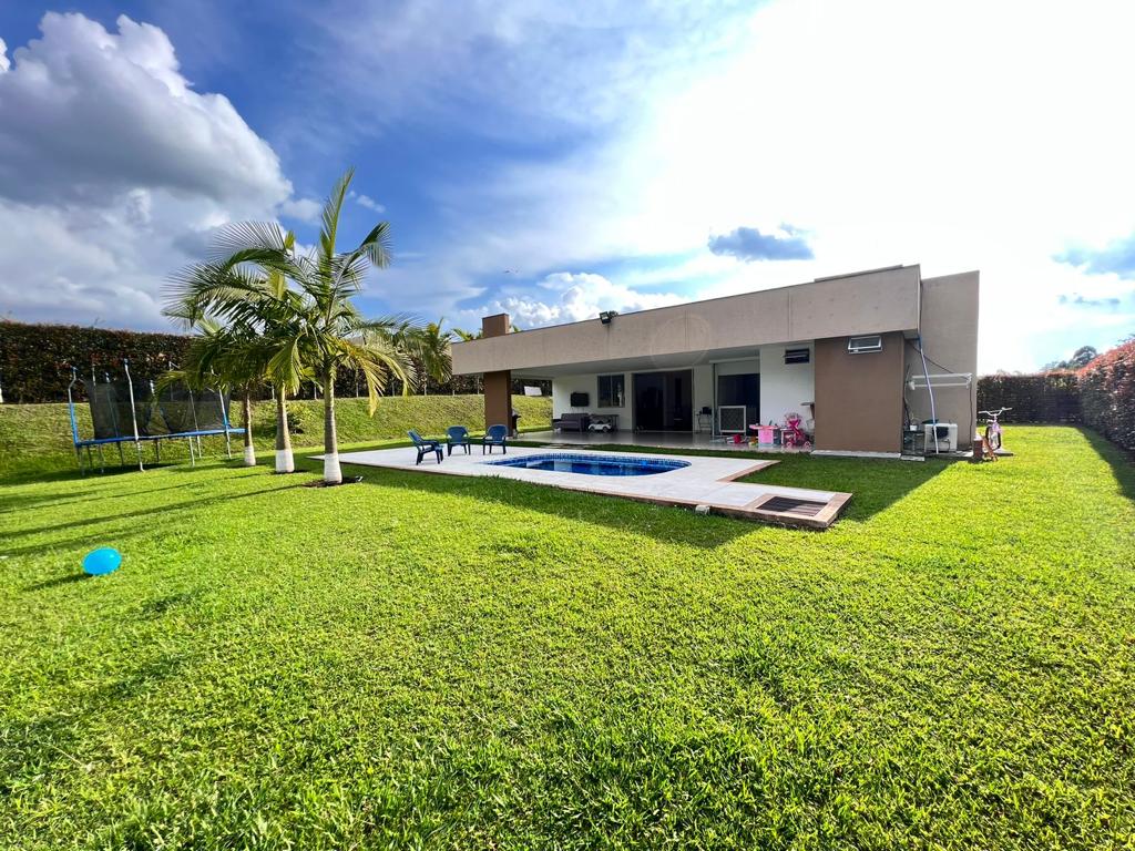 Casa campestre para venta en el sector de Condina