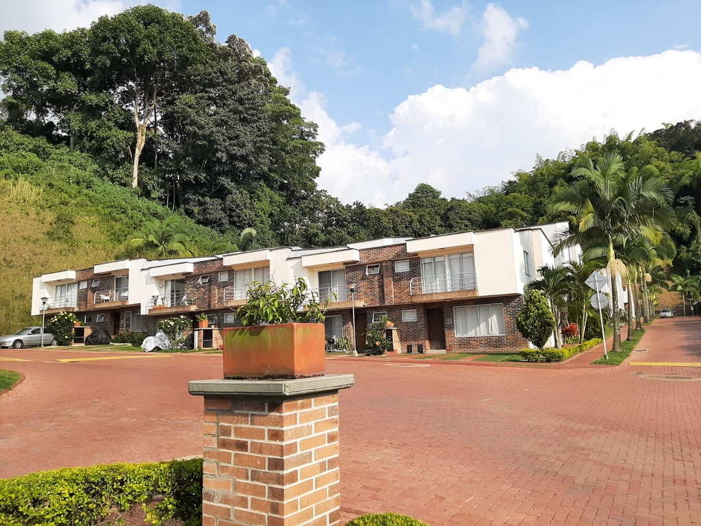 Casa para la venta sector Alamos