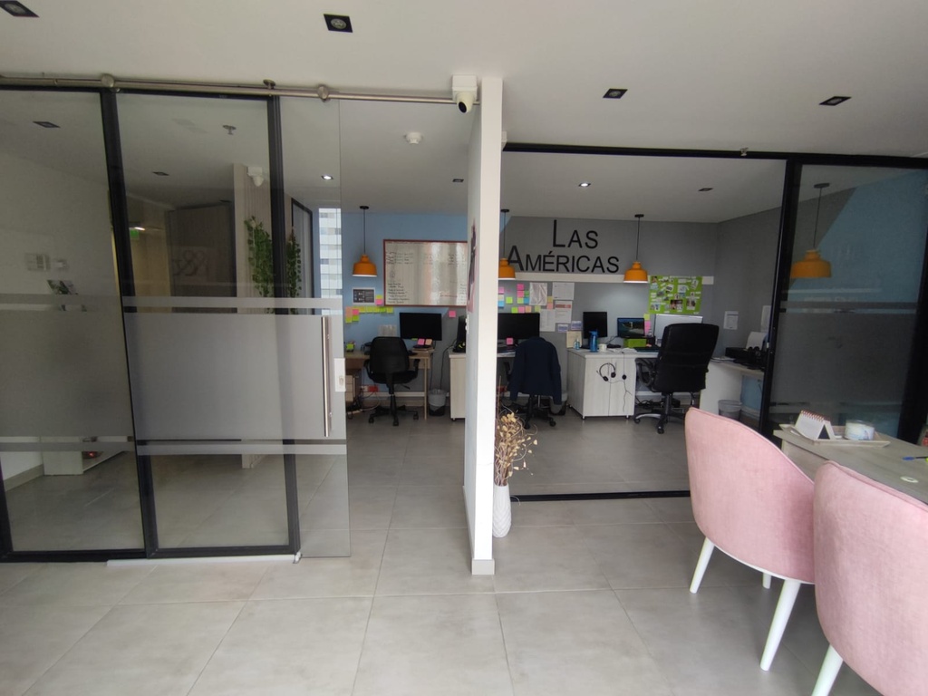 Oficina para la venta ubicada en el sector de Álamos (Pereira)