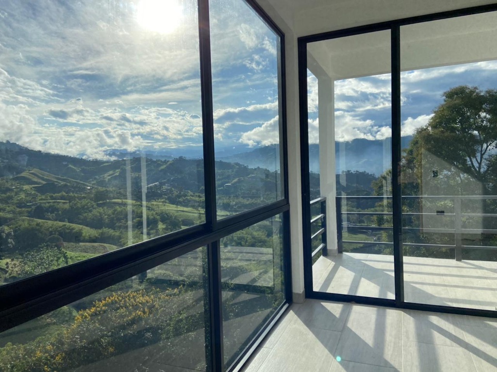 Casa para la venta en el sector La Romelia