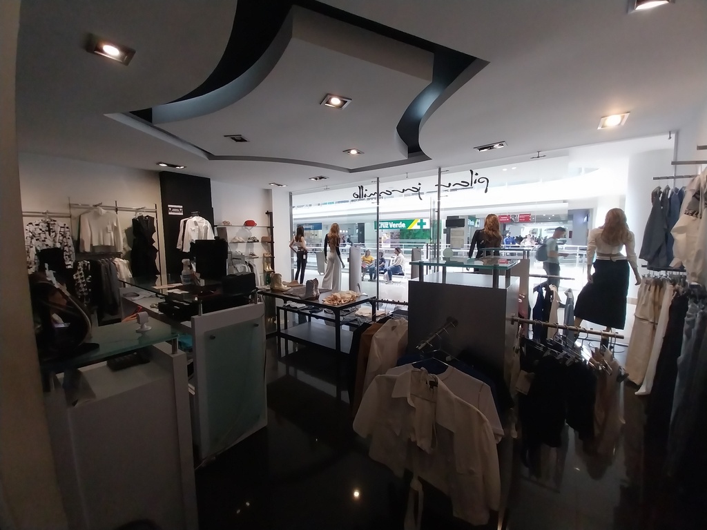 Local comercial para venta en Megacentro Pinares