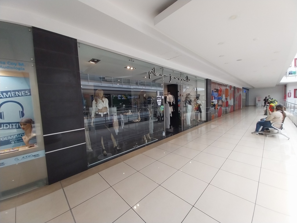Local comercial para venta en Megacentro Pinares