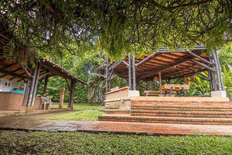 Finca Hotel en Cerritos