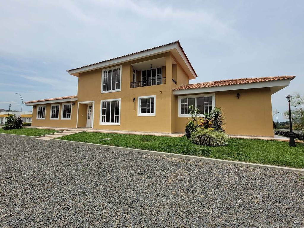 Casa campestre vía Armenia Pereira