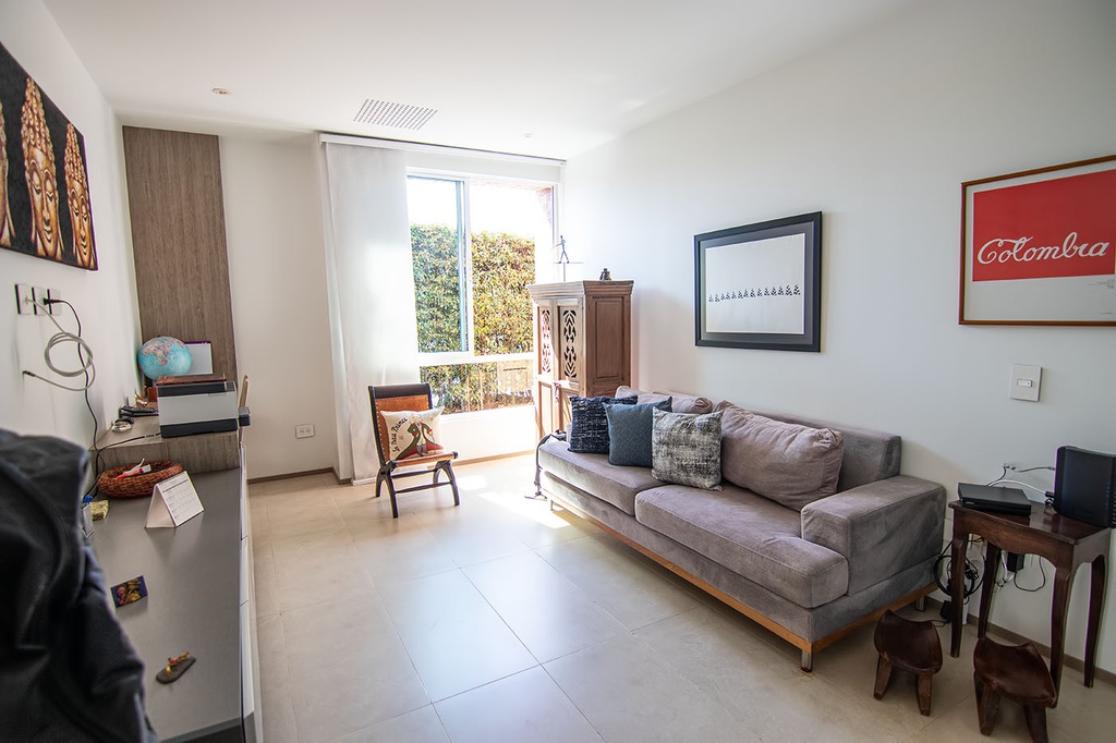 Casa Cerritos