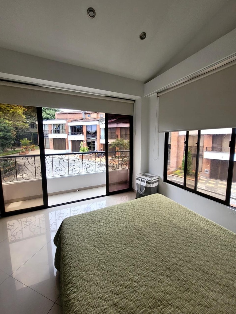 Casa en conjunto cerrado en Alamos
