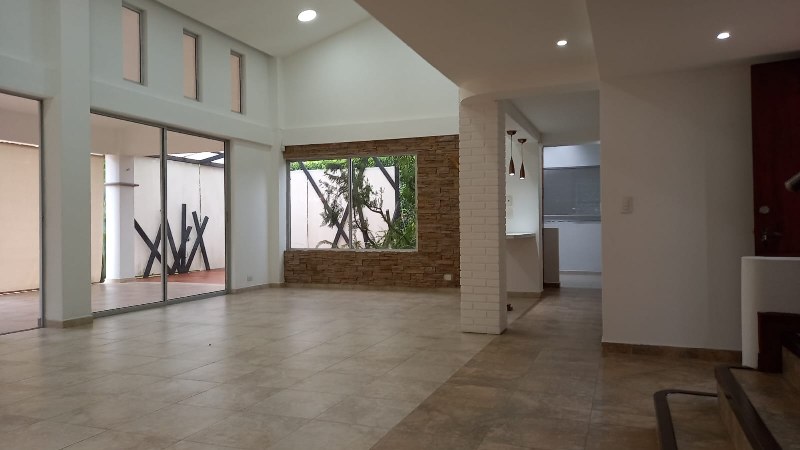 Casa Campestre para la venta en Cerritos