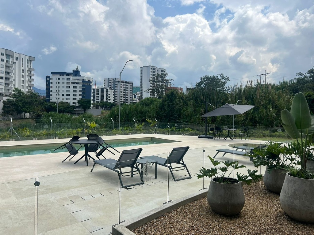 Apartamento para renta en Pinares
