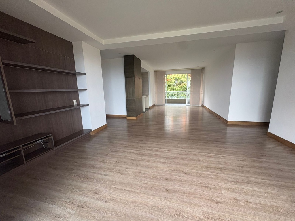 Apartamento para Venta en Pinares
