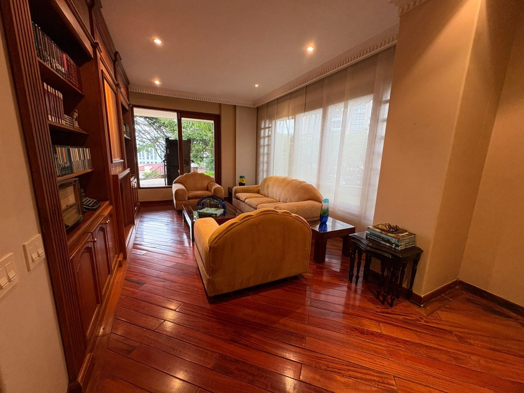 Casa en Pinares para la venta 