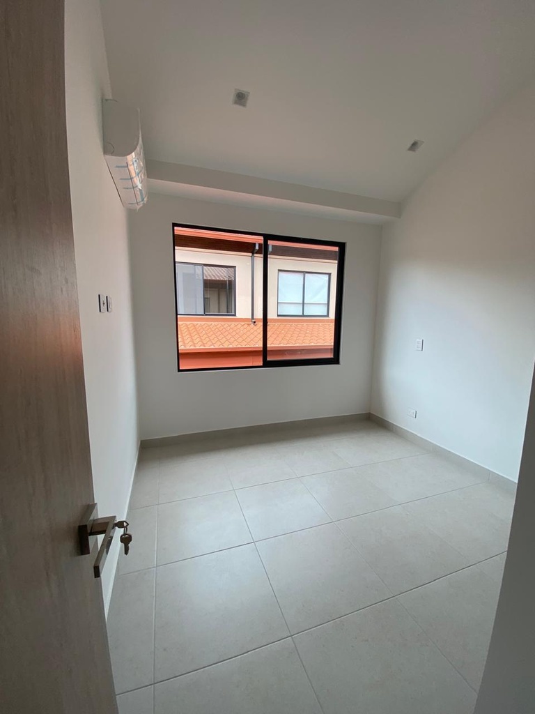 Casa para la venta en Cerritos- Mukava del Valle