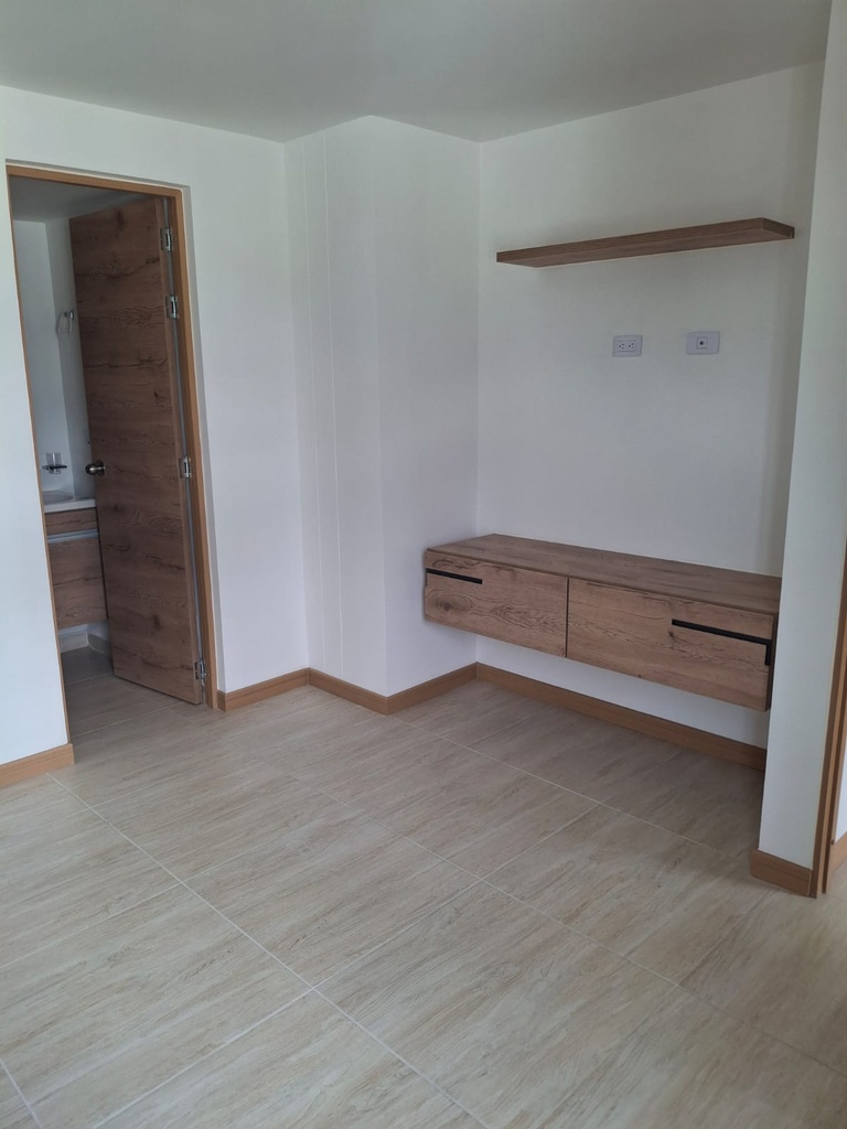 Apartamento para la venta en la Av. Sur - Sendero de San Silvestre
