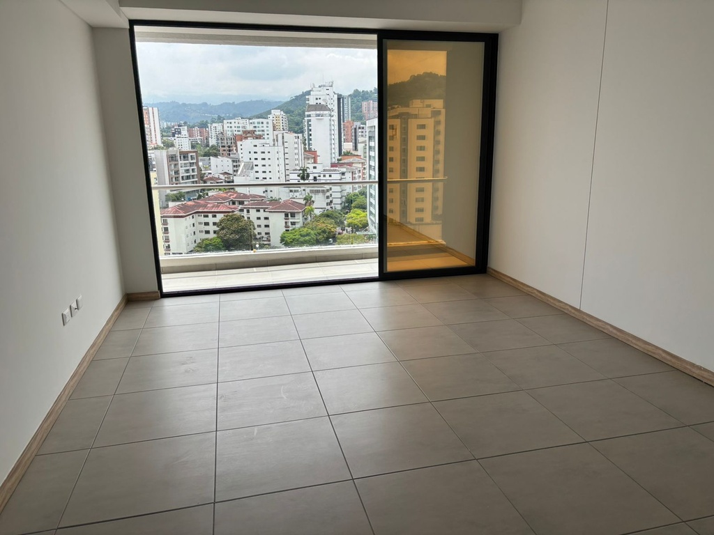 Apartamento para renta en Pinares