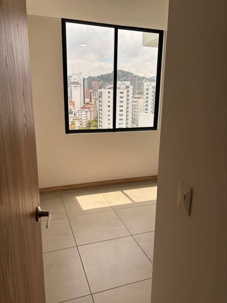 Apartamento para renta en Pinares