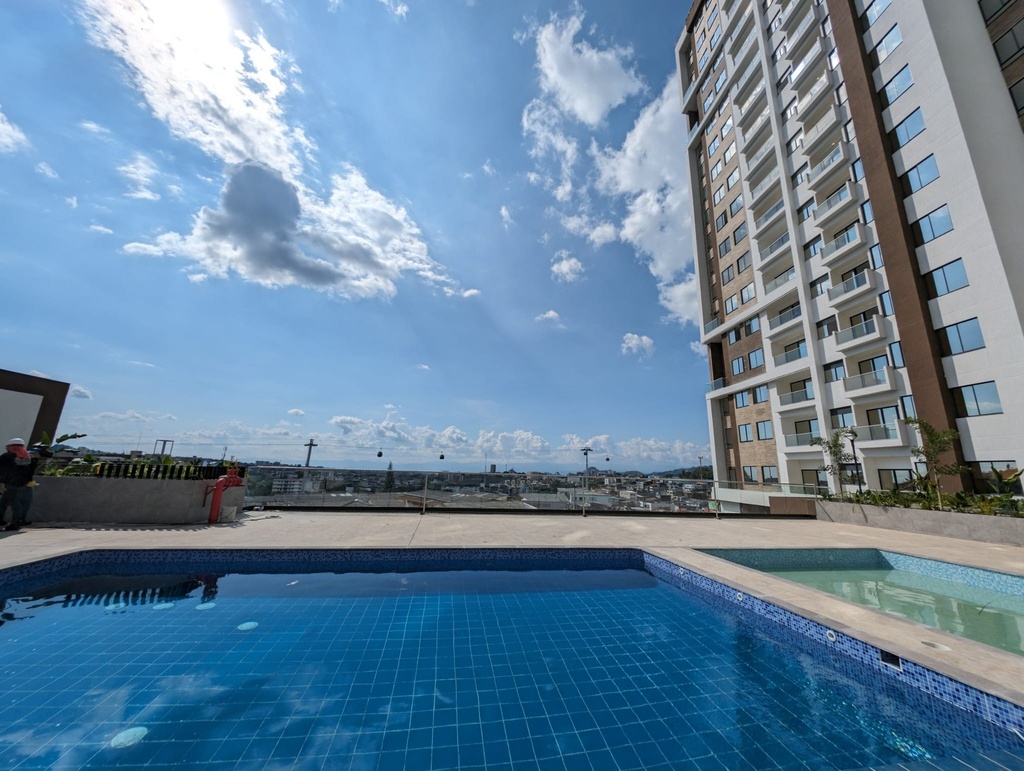 Apartamento para renta en Pinares