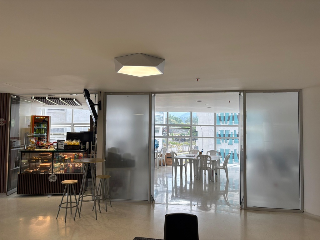 Local para venta Complejo Medico Clinica Central del Eje 