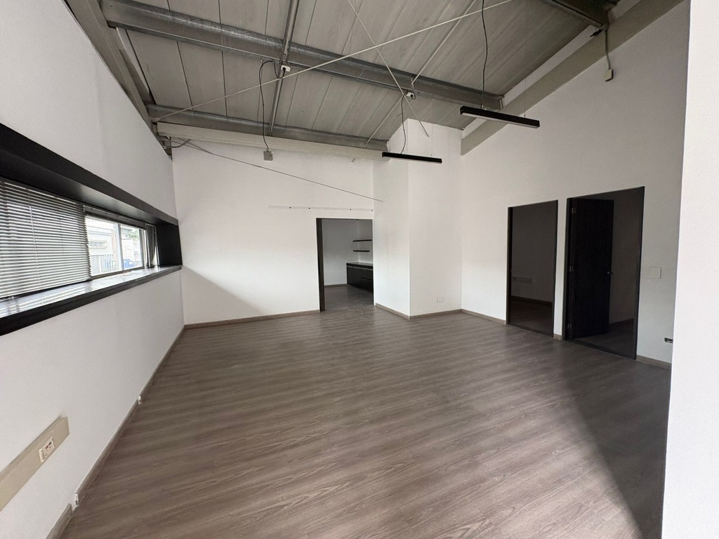 Bodega para renta en La Villa