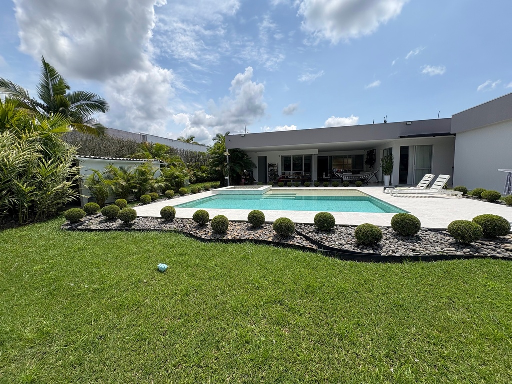 Casa Campestre para la venta en Pueblito Cafetero 