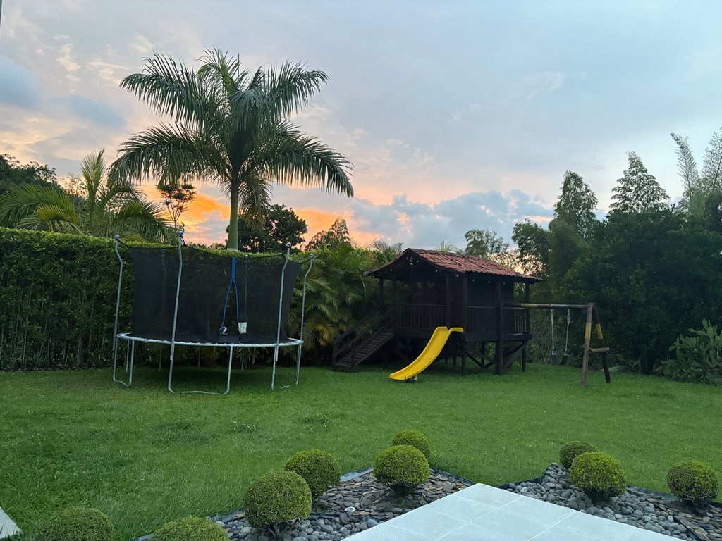 Casa Campestre para la venta en Pueblito Cafetero 