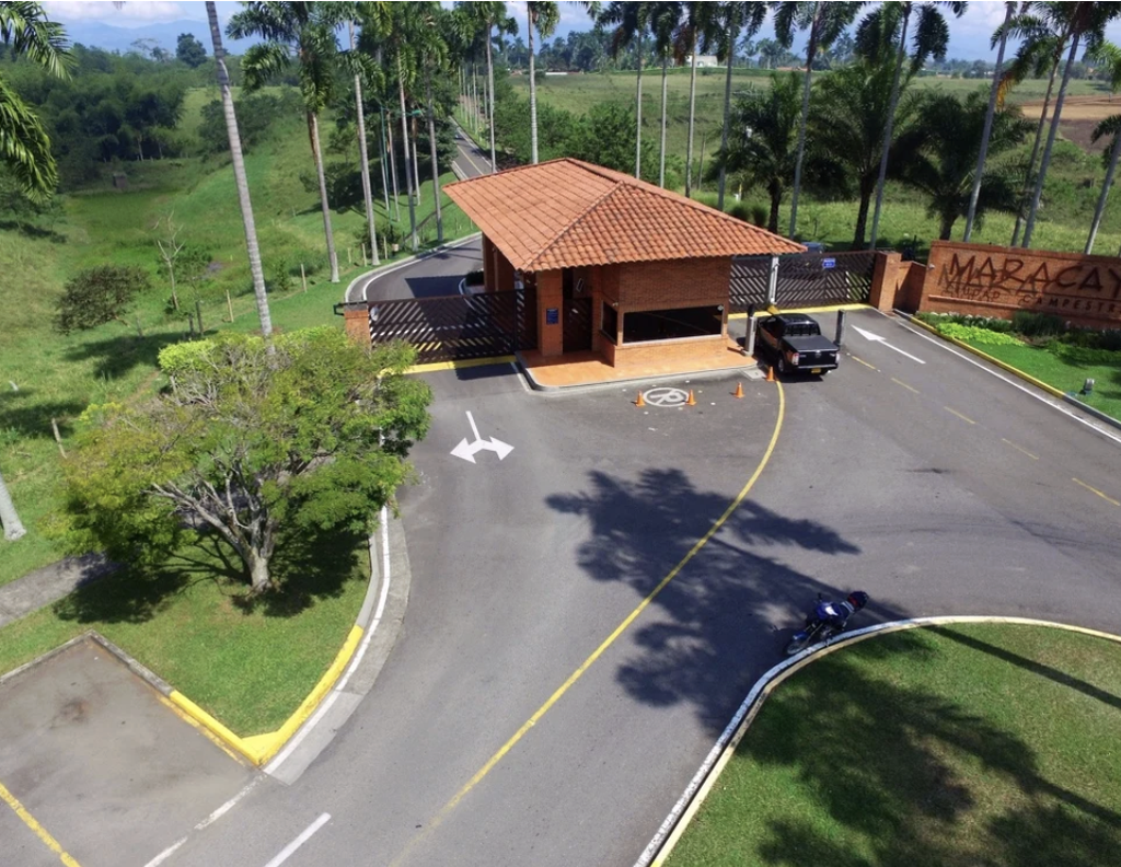 SAMANES DE MARACAY. Lotes Campestres via Cerritos, La Virginia)