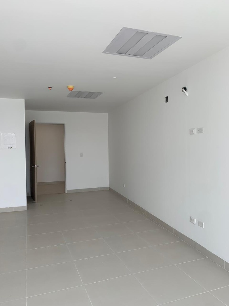 Consultorio para la renta en Clínica Central del Eje 
