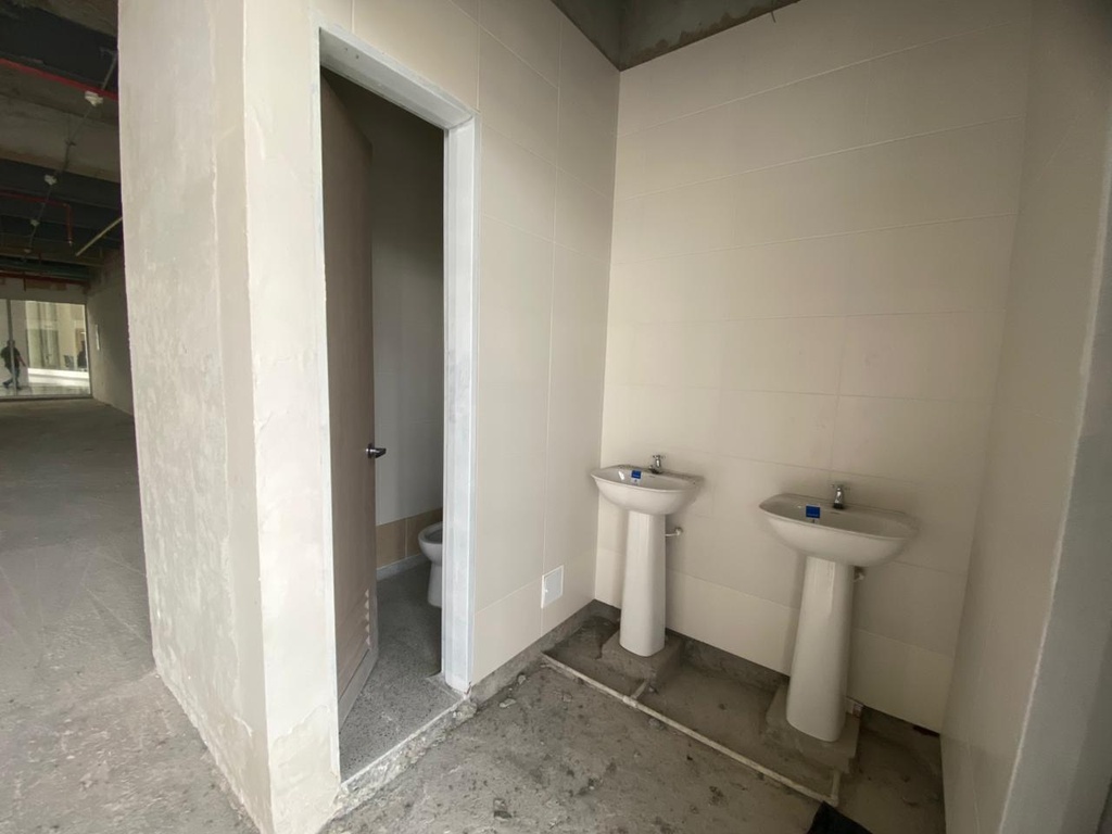 Local comercial para renta en Clínica Central del Eje 