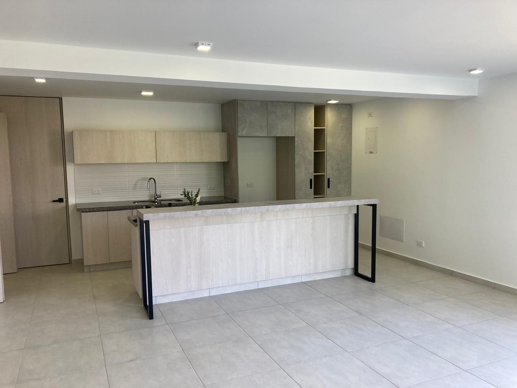 Apartamento para la venta en Cerritos 