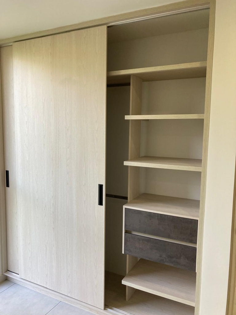 Apartamento para la venta en Cerritos 