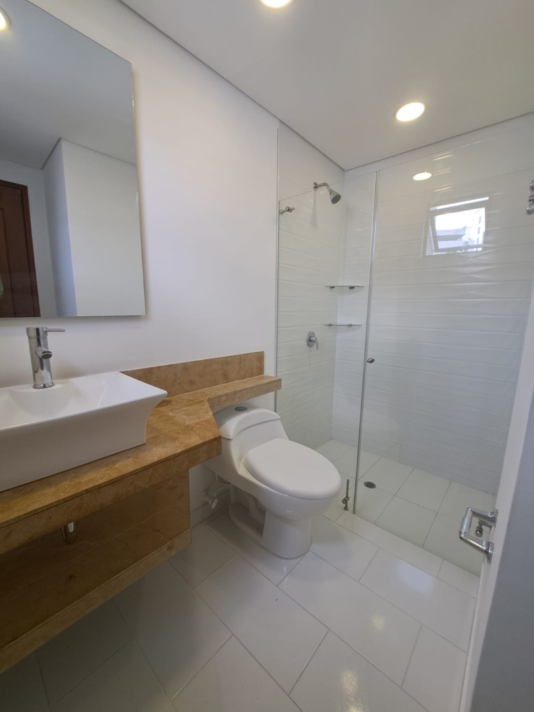 Apartamento para renta en Pinares
