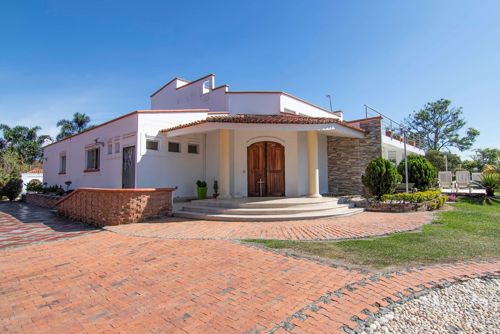 Casa Campestre para venta o permuta en Cerritos Pereira