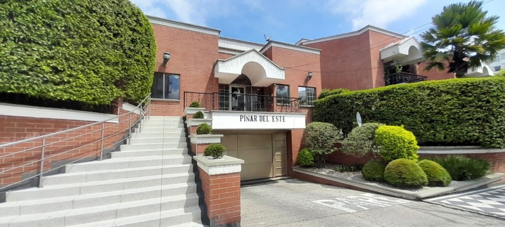 Casa para la venta en Pinares