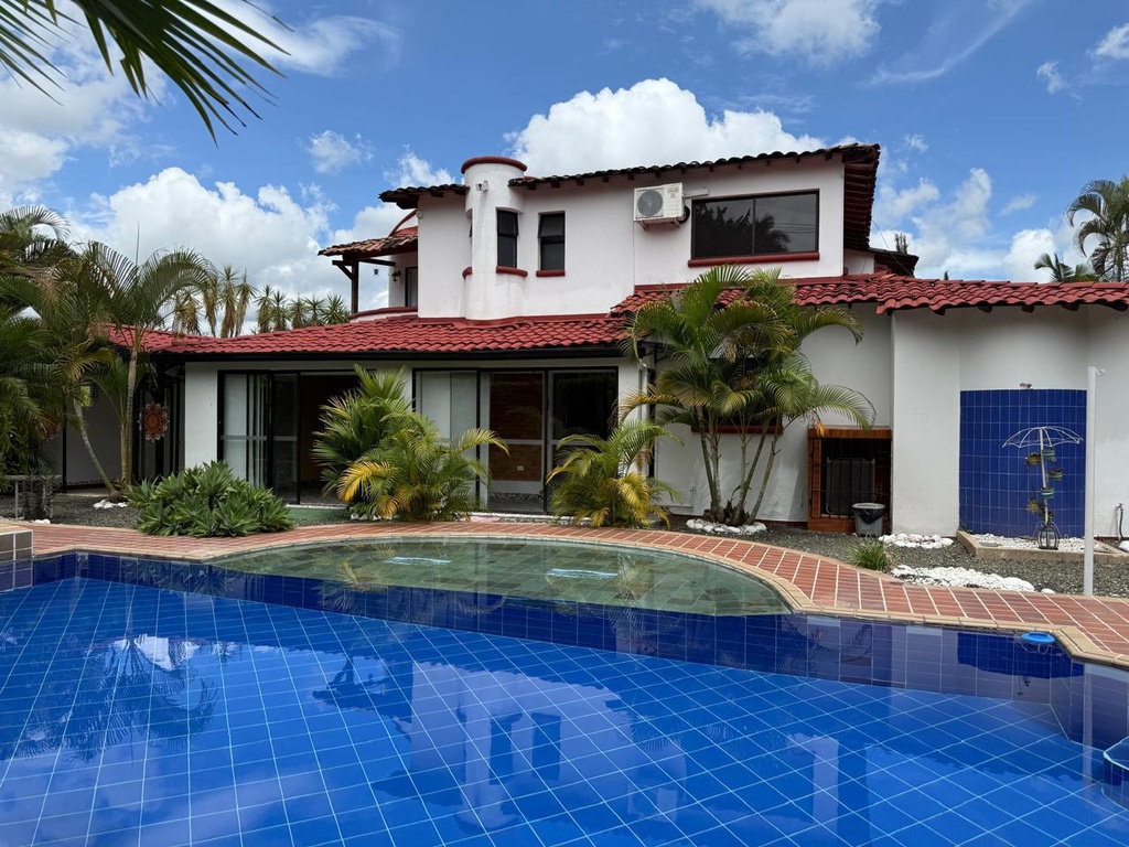 Casa campestre para la venta en Pueblito Cafetero