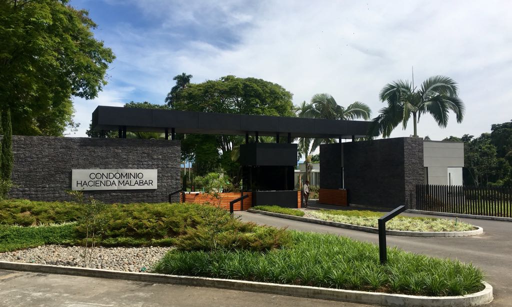 Lote campestre para venta en Condominio Hacienda Malabar 
