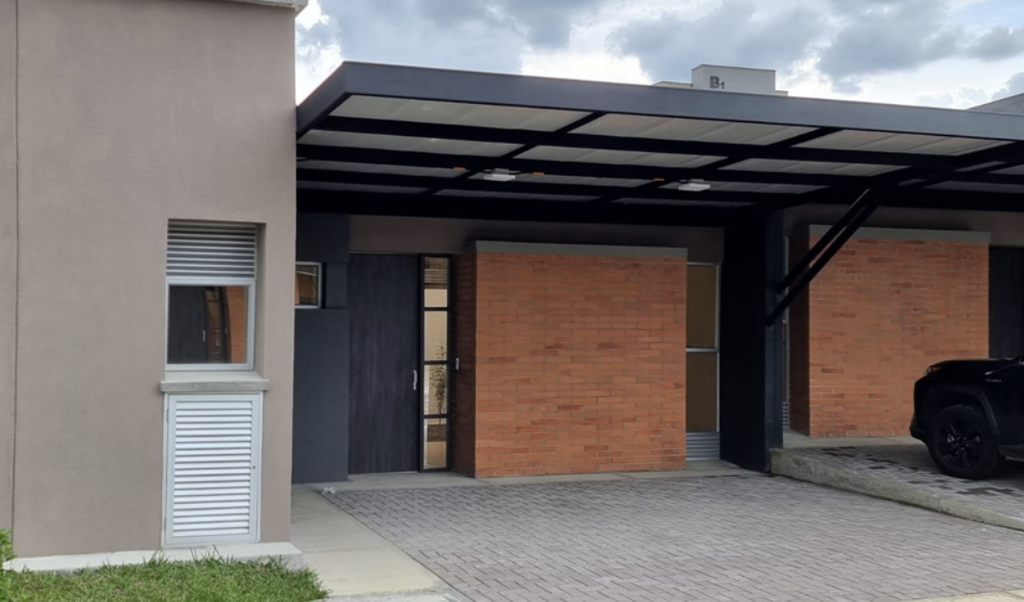 Casa para venta en Galicia verde 