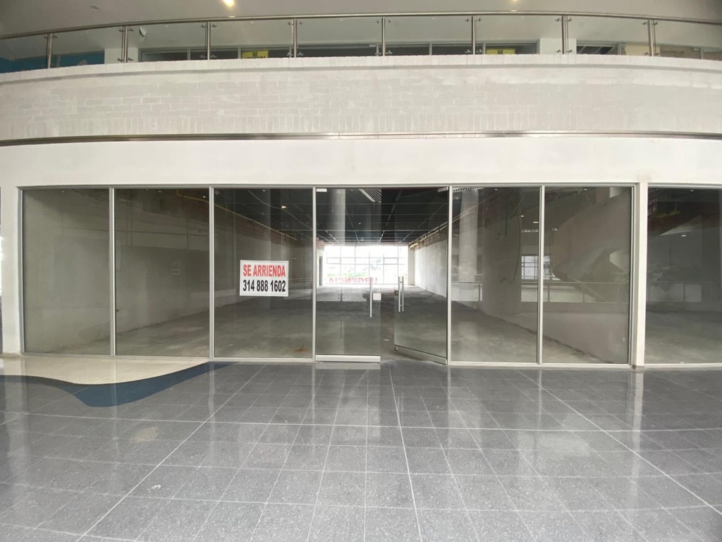 Local comercial para renta en Clínica Central del Eje 