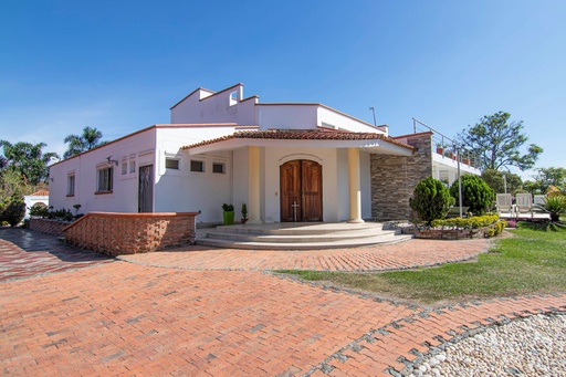 [1051] Casa Campestre para venta o permuta en Cerritos Pereira