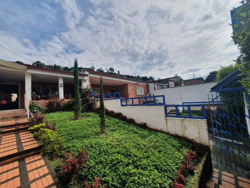 [1124] Casa para la venta sector Via a la Florida