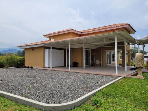 [1369] Casa campestre vía Armenia Pereira