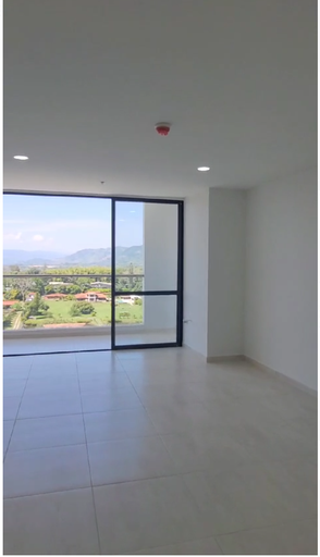 [1383] Consultorio en Cerritos Mall para arriendo