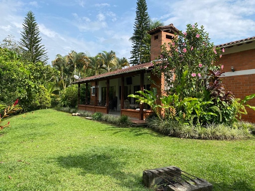 [1564] Casa campestre para la venta en Combia