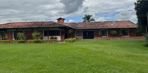 [1667] Casa Campestre para la venta en Combia