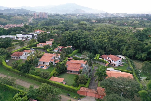 [1690] Lote Campestre para la venta en Cerritos