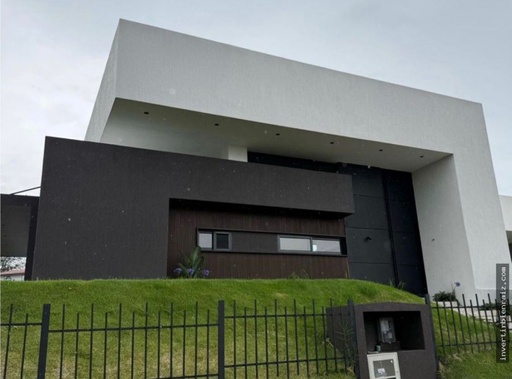 [1718] Casa Campestre para la venta Vía Armenia