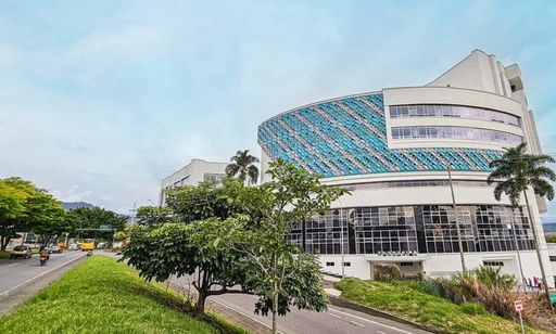 [1747] Local Comercial para venta en Clínica Central del Eje 